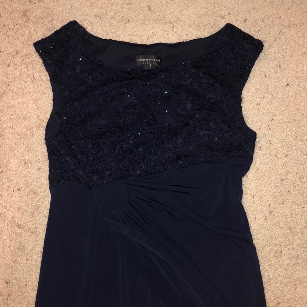 Dress - Picture 2 of 8